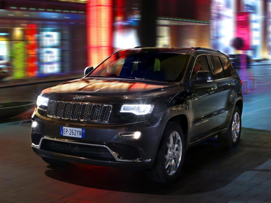  Jeep Grand Cherokee Summit 2013 года  (EU) (фото 15 из 16)